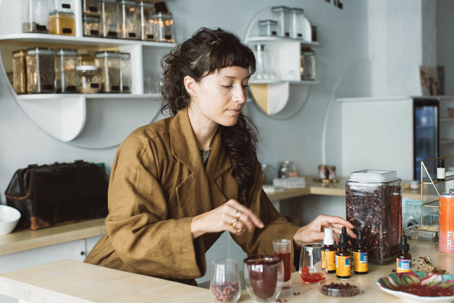 Rachelle Robinett, GEM's Herbalist